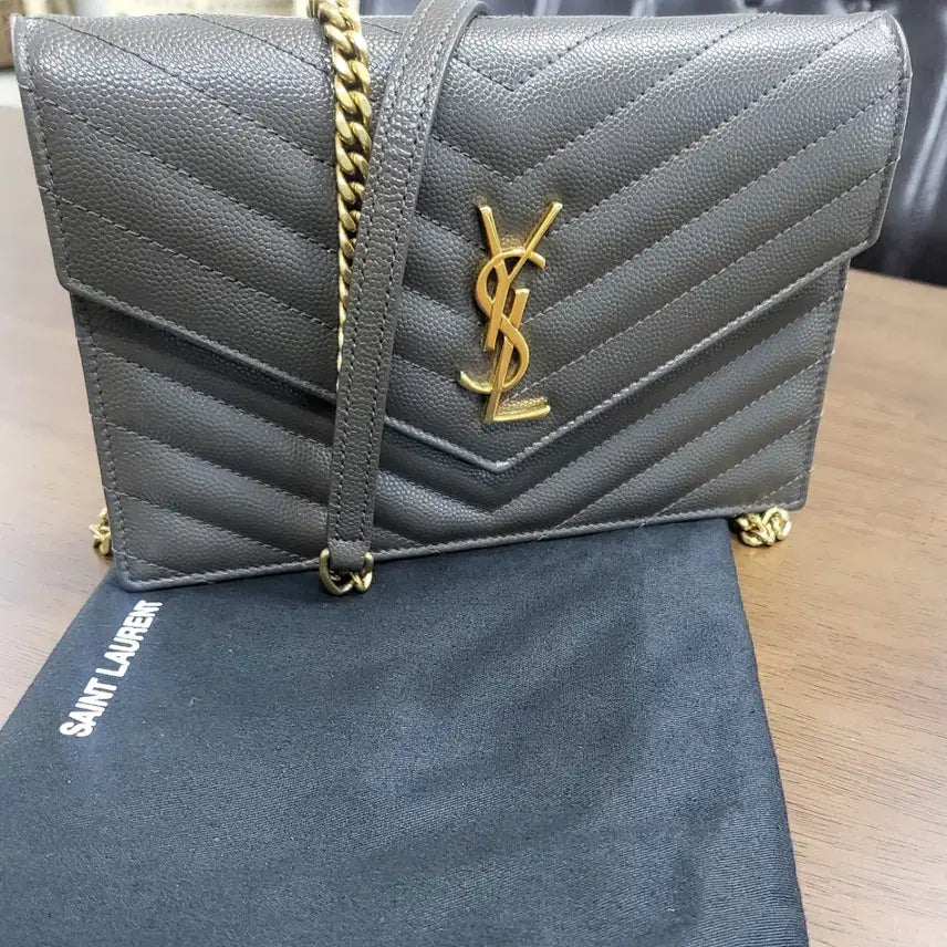 [BUNJANG] Saint Laurent Envelope Chain Crossbody Bag Dark Grey (393953) / [급처]생로랑 엔벨로프 금장 체인 크로스백 다크 그레이 393953