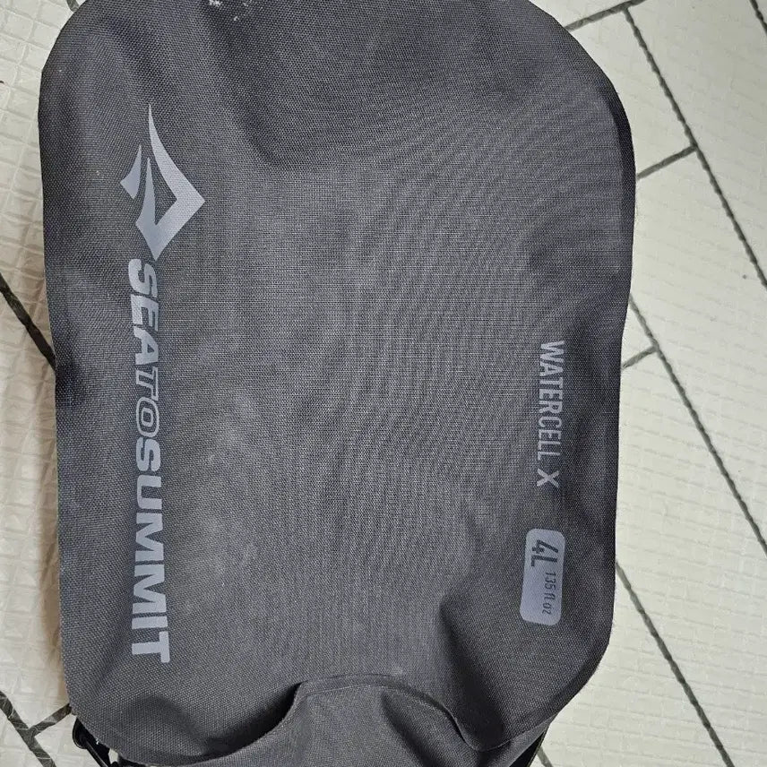 [BUNJANG] Sea to Summit Water Bladder 4L / 씨투써밋 수낭 4L 판매합니다.