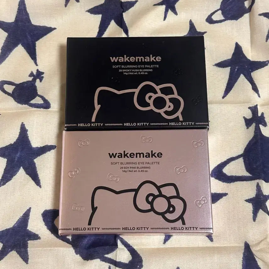 [BUNJANG] WAKEMAKE Hello Kitty 16-Shade Eyeshadow Palette Soi Pink Blurring / 웨이크메이크 헬로키티 16구 아이섀도우 소이 핑크 블러링