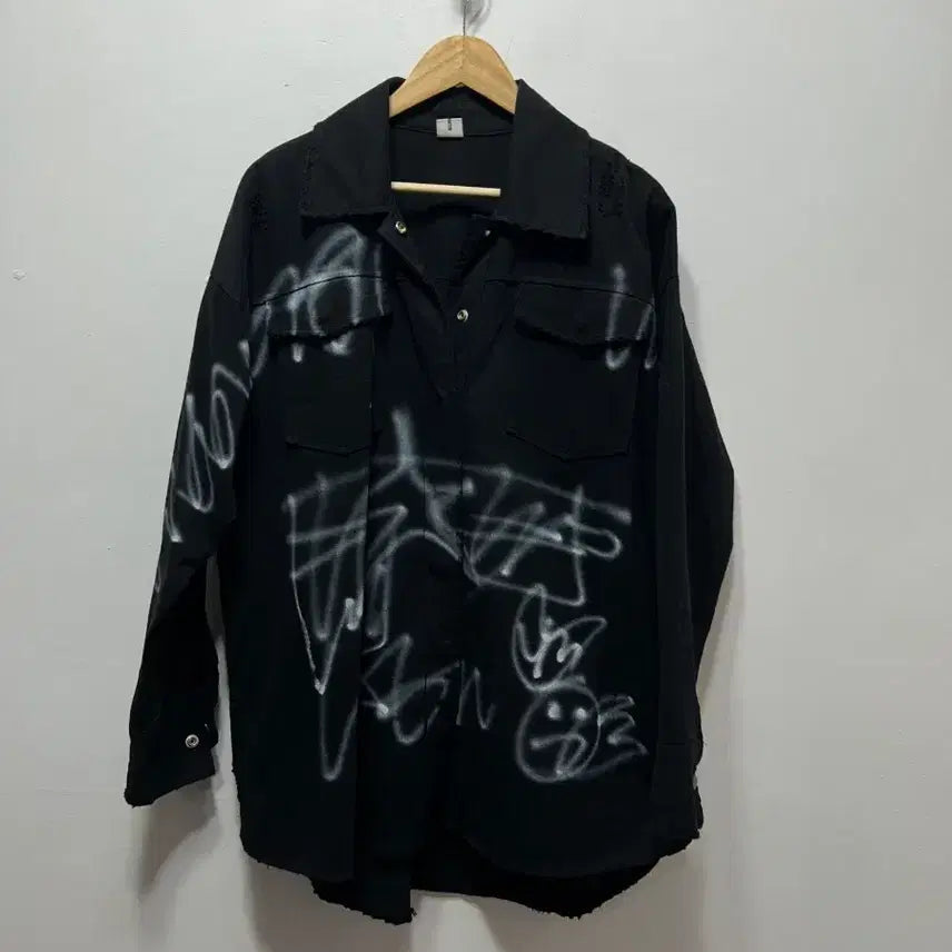 [BUNJANG] Oversized Graffiti Shirt Black / 오버핏 그래피티 셔츠 검정 F