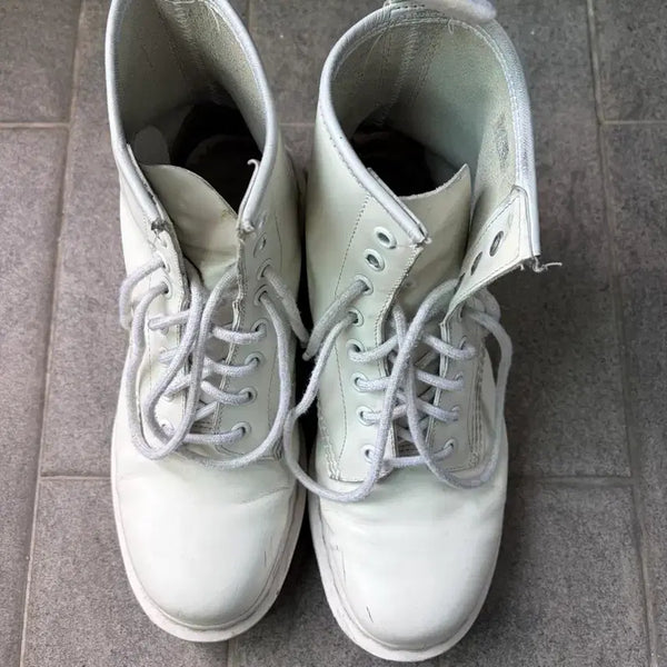 [BUNJANG] Dr. Martens 1460 All White Boots Size 260 / [260]닥터마틴 1460 올 화이트 워커 부츠