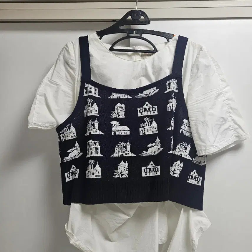 [BUNJANG] Ozcece Bustier Knit Vest / 오즈세컨 뷔스티에 니트