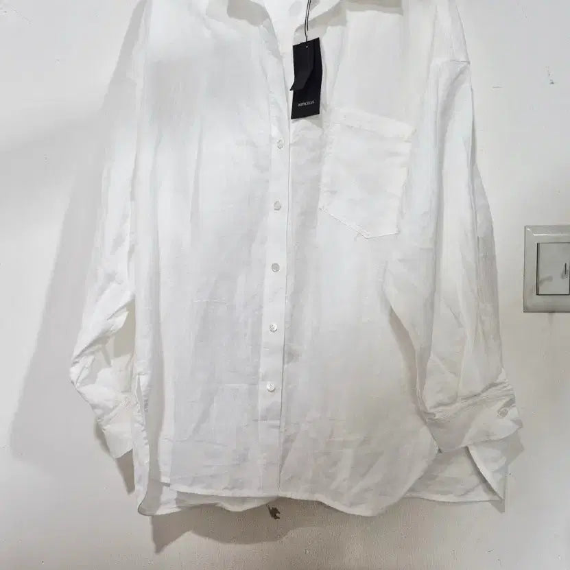 [BUNJANG] Reti Chella Cozy Boyfriend Fit Linen Shirt / 레티첼라  코지 보이프렌드 핏 린넨 셔츠
