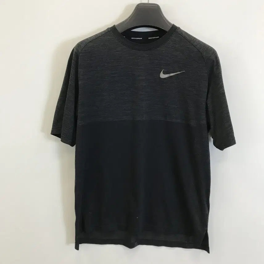 [BUNJANG] Nike Dri-FIT Medalist Running T-Shirt (L) / 나이키 드라이핏 메달리스티 러닝티셔츠 [L]