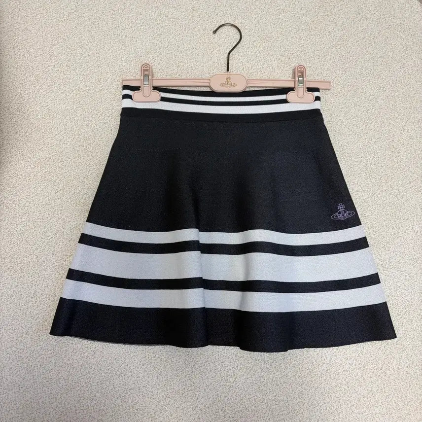 [BUNJANG] Vivienne Westwood Knit Mini Skirt Golf Wear / 비비안웨스트우드 니트 스커트 골프웨어