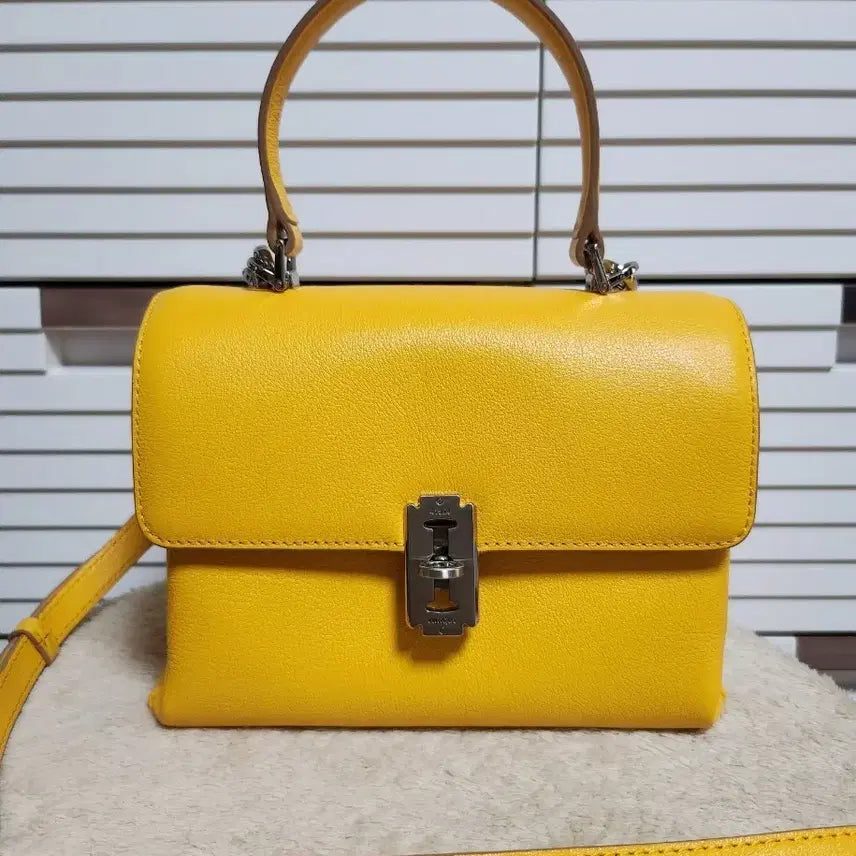 [BUNJANG] Vunque Torque Tote Satchel Bag / 분크 토크 토트 사첼백