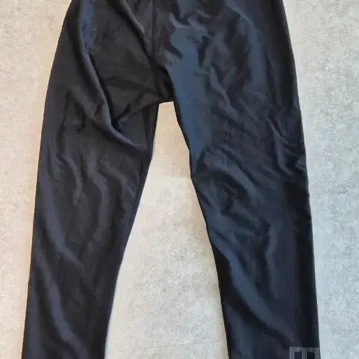 [BUNJANG] Barrel Unisex Water Leggings Black / 배럴 워터 레깅스 블랙