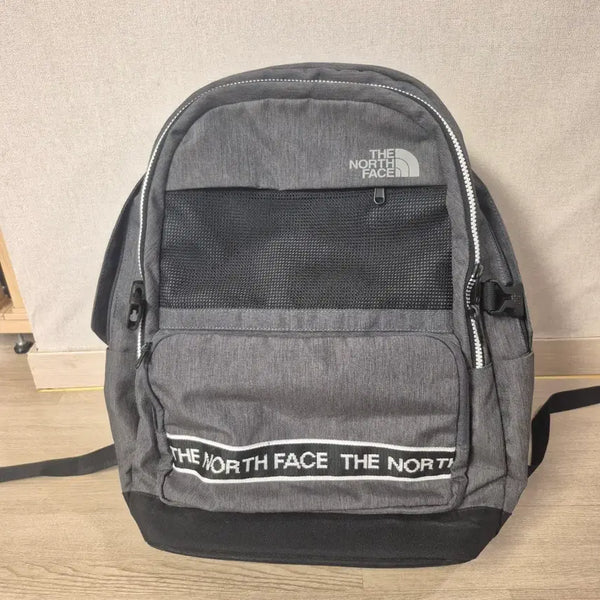[BUNJANG] The North Face Backpack 27L Grey/Black / 노스페이스 백팩 그레이/블랙사이즈27 L
