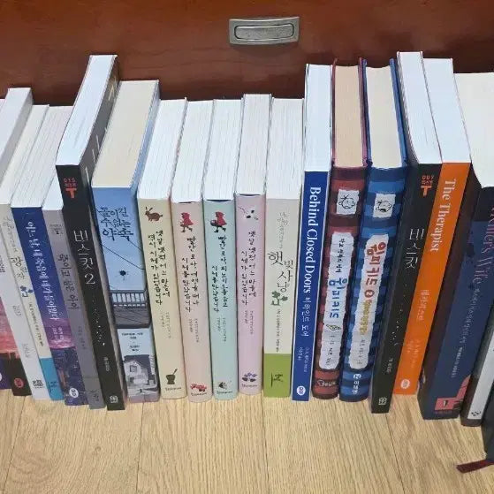 [BUNJANG] Various Korean Novels and Books - Various Authors / 오늘밤,세계에서 이  눈물이 사라진다 해도 등 도서