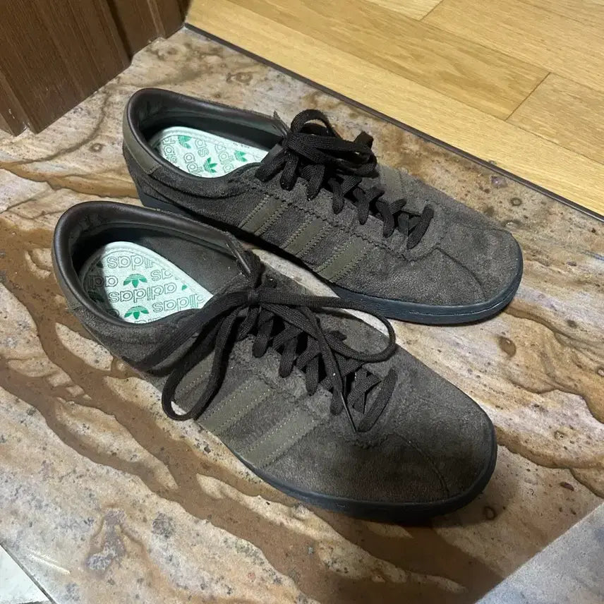 [BUNJANG] Adidas Tobacco Dark Brown 270 / 아디다스 토바코 다크브라운 270