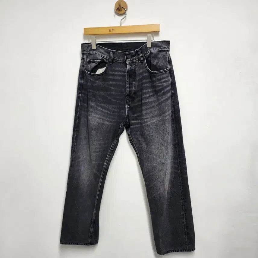 [BUNJANG] Fear of God Black Denim Pants (E72) / [32] 피어오브갓 블랙 청바지 데님팬츠 (E72)