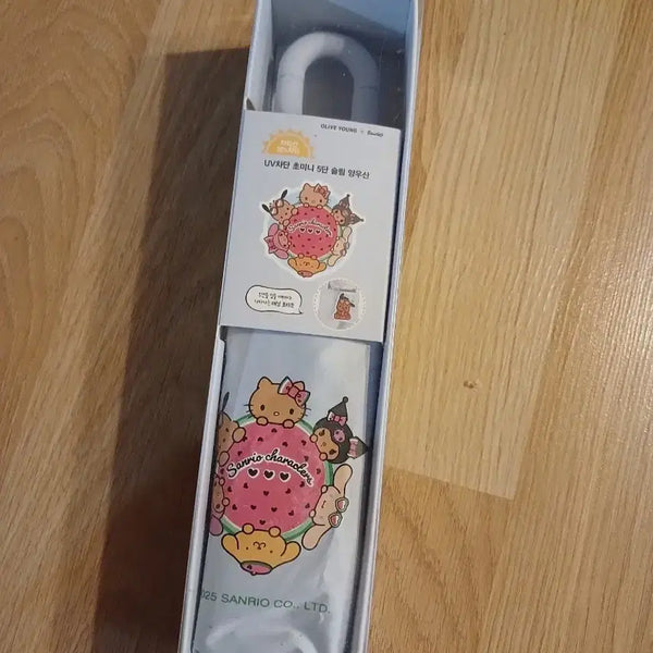 [BUNJANG] Sanrio UV Blocking Folding Umbrella / 급처분무료배송)올리브영 산리오 양우산 uv차단 접이식