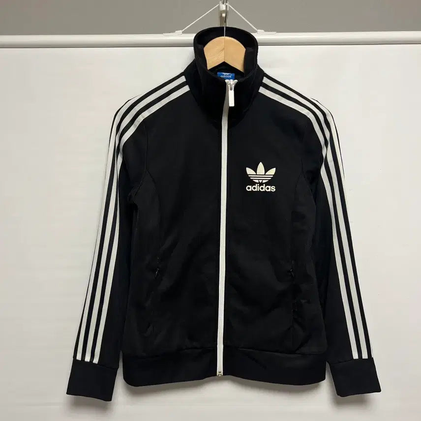 [BUNJANG] Adidas Europa Women's Black Track Top Jersey Size 95 / [정품/95] 아디다스 유로파 여성용 블랙 트랙탑 져지