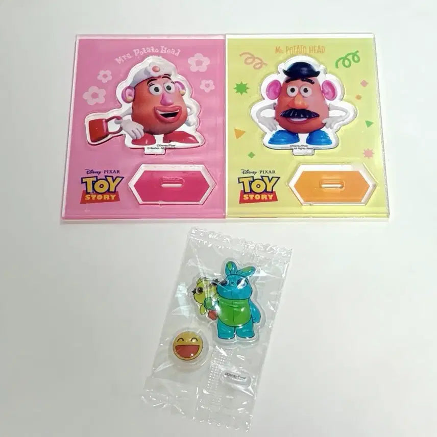 [BUNJANG] Toy Story Mr. & Mrs. Potato Head Acrylic Standee + Ducky Bunny Sticker Set / 토이스토리 포테이토헤드 감자 부부 아크릴 스탠드 + 더키버니 띠부씰