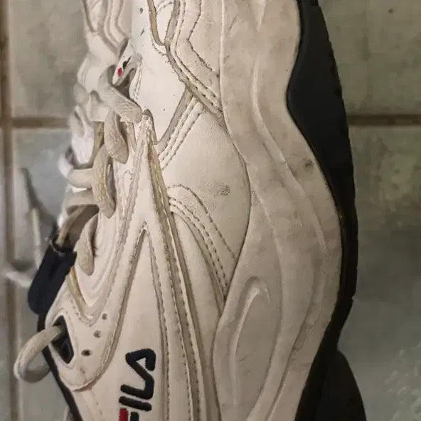 [BUNJANG] Fila Women's Sneakers Size 230 / 휠라 여성 운동화 230