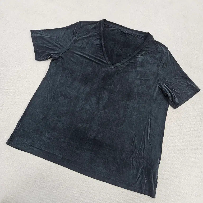 [BUNJANG] L COS Velvet V-Neck Short Sleeve T-Shirt / L COS 벨벳 브이넥 반팔 티 0708Y2
