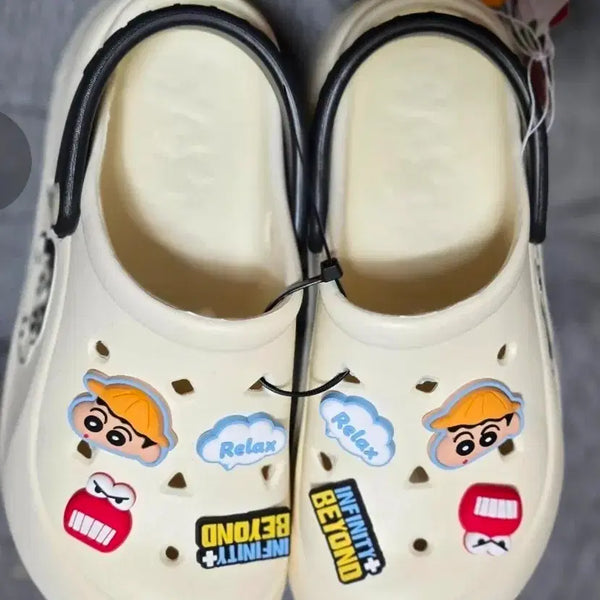 [BUNJANG] Crayon Shin-chan Ivory Crocs 245mm / 아이보리 짱구 크록스 245