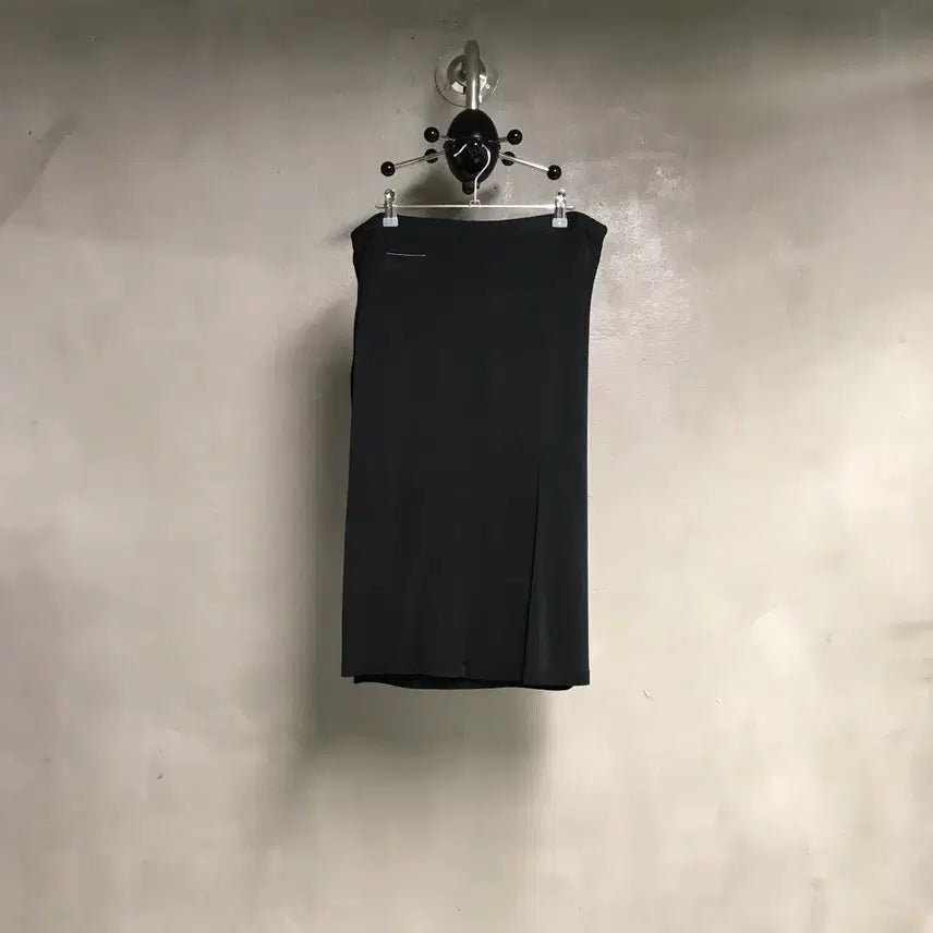 [BUNJANG] MM6 Maison Margiela Black Skirt S(W) / MM6 마르지엘라 블랙 스커트 S(W)