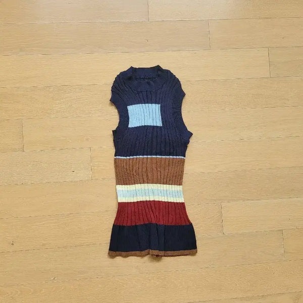 [BUNJANG] Striped Knit Sleeveless Top / 니트나시 민소매니트 레트로 쫄티 스트라이프 나시