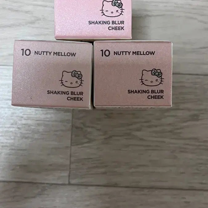 [BUNJANG] WAKEMAKE x GALYKITTY Blusher (Shade 10, 11) / 웨이크메이크 갸루키티 블러셔 10, 11호