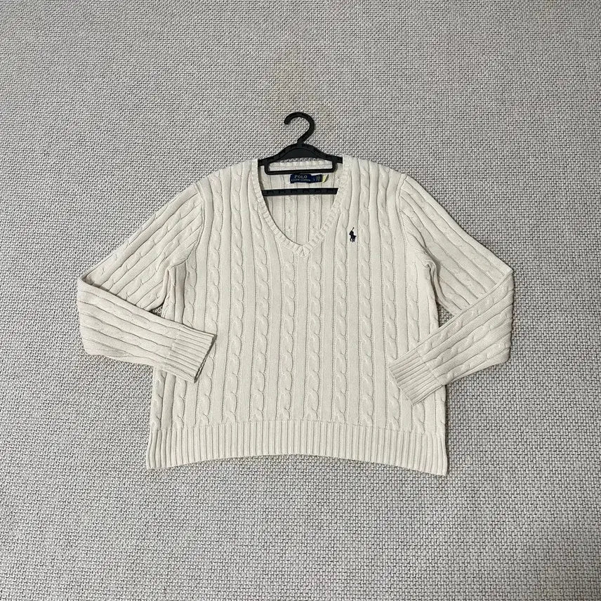 [BUNJANG] Loro Piana Women's V-Neck Cable Knit Sweater L / L 폴로 여성 브이넥 꽈배기 니트 N.6685