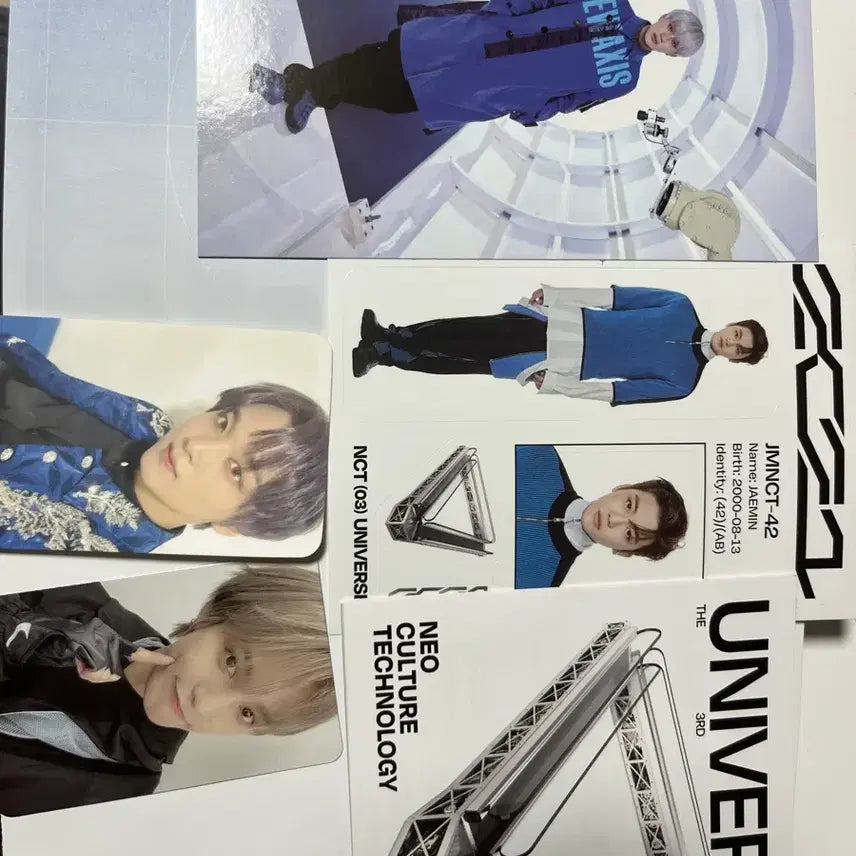 [BUNJANG] NCT Universe Album Photobook + Photocard Bundle Set / 엔시티 유니버스 앨범 포토북+포카 일괄판매