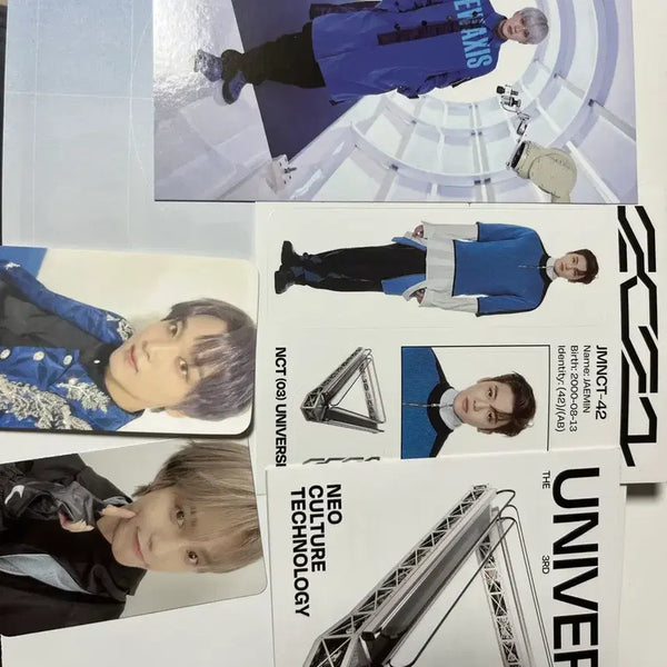 [BUNJANG] NCT Universe Album Photobook + Photocard Bundle Set / 엔시티 유니버스 앨범 포토북+포카 일괄판매