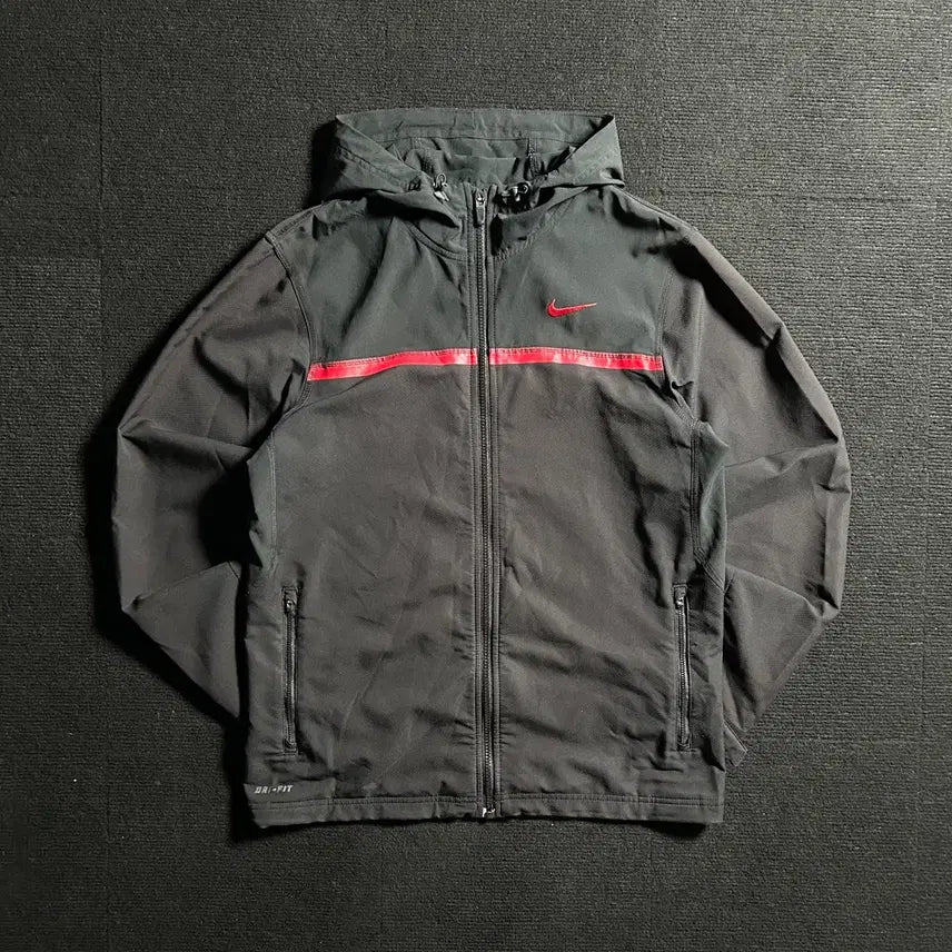 [BUNJANG] Nike Dri-FIT Red & Black Windbreaker Jacket / 나이키 드라이핏 검빨 바람막이 자켓