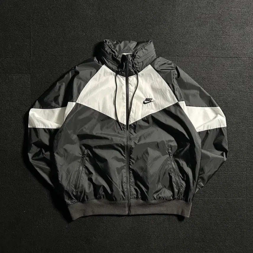 [BUNJANG] Nike Windrunner Orca Windbreaker Jacket / 나이키 윈드러너 범고래 바람막이 자켓