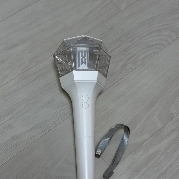 [BUNJANG] Monsta X Mon-Doongie Ver. 3 Lightstick / 몬스타엑스 응원봉 몬둥이 ver.3