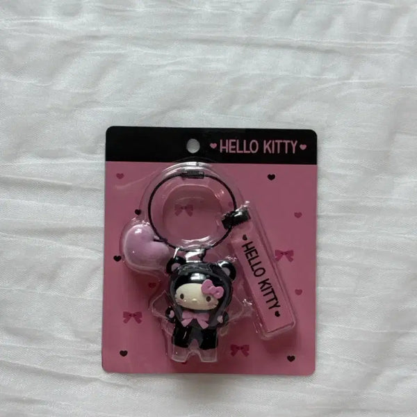 [BUNJANG] Sanrio Hello Kitty Black Bear Series Fluffy Keychain Figure / 산리오 헬로키티 블랙베어 시리즈 플러피 피규어 키링
