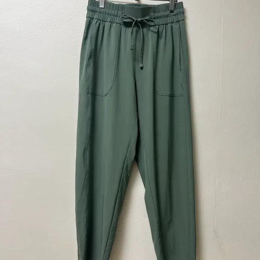 [BUNJANG] Lululemon 7/8 Leggings - Size 4 / 룰루레몬 7부 바지 4