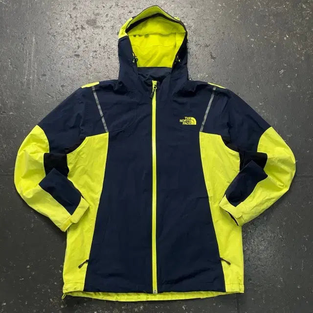 [BUNJANG] The North Face Windbreaker / 100 노스페이스 바람막이