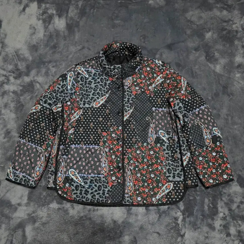 [BUNJANG] Women's Paisley Pattern Quilting Padding Jacket / (88)여성 페이즐리 패턴 퀼팅 패딩 자켓