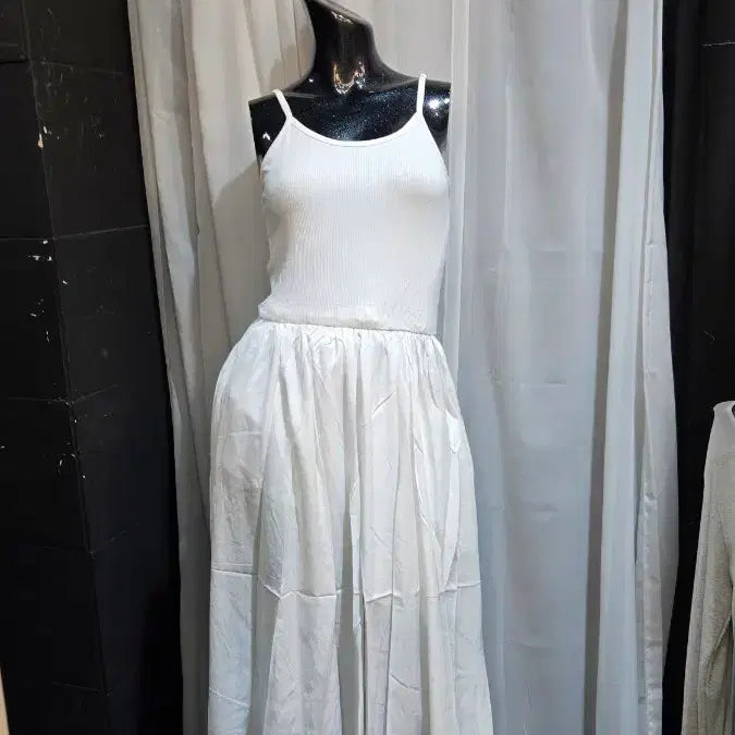 [BUNJANG] Adjustable Strap White Long Dress with Waistband / 어깨끈조절 나시 허리밴딩 화이트 원피스
