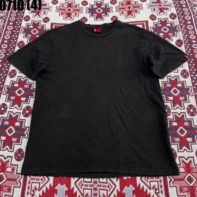 [BUNJANG] Levi's Basic Black T-Shirt Size L / 리바이스 기본 반팔티 블랙 L 0710