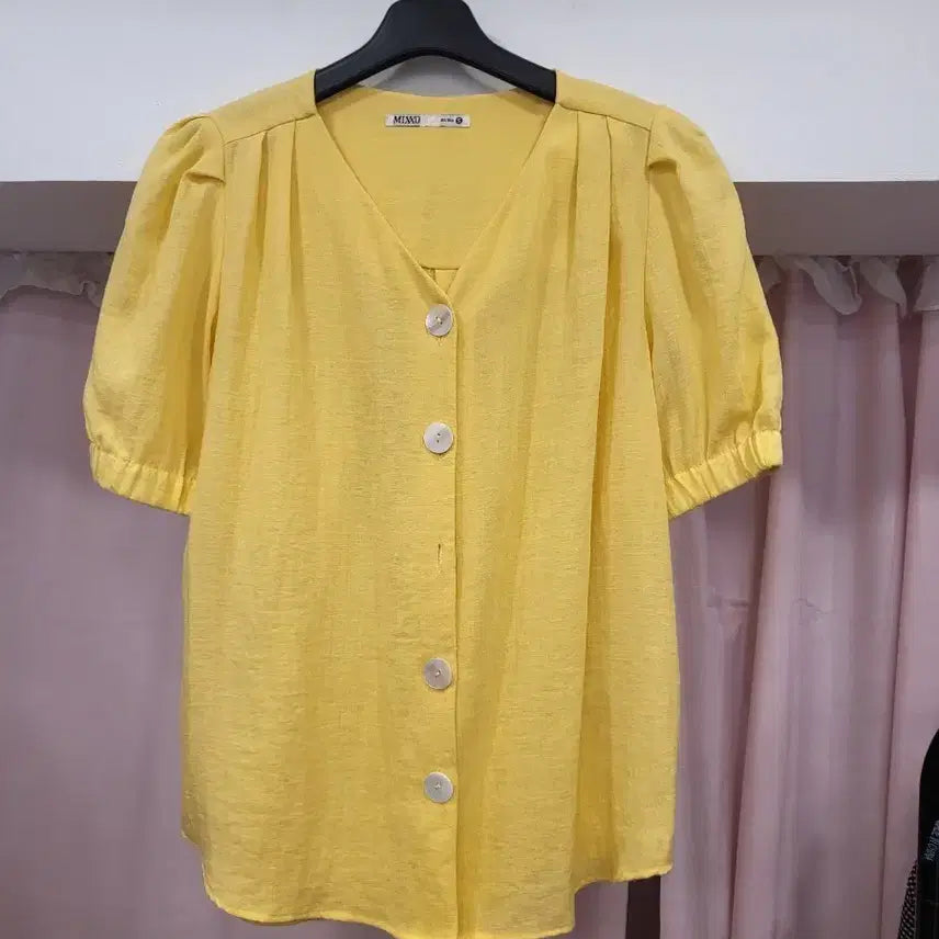 [BUNJANG] Mixxo Yellow Puff Sleeve Blouse / 미쏘 노란색 퍼프 소매 블라우스