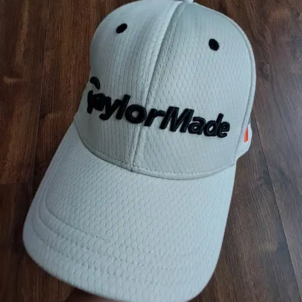 [BUNJANG] TaylorMade Golf Cap White / 테일러메이드 골프캡 화이트