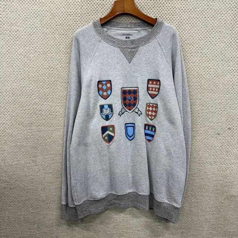 [BUNJANG] Uniqlo JW Anderson Multi-Patch Sweatshirt / 유니클로 JW 앤더슨 멀티패치 스웻셔츠 맨투맨 XL D08244