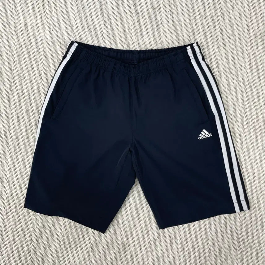 [BUNJANG] Adidas Logo Shorts / 아디다스 로고 반바지