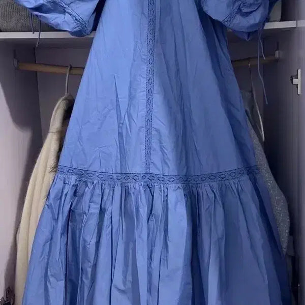[BUNJANG] Blue Lace Puff Sleeve Midi Dress / 블루색 레이스 퍼프 소매 원피스