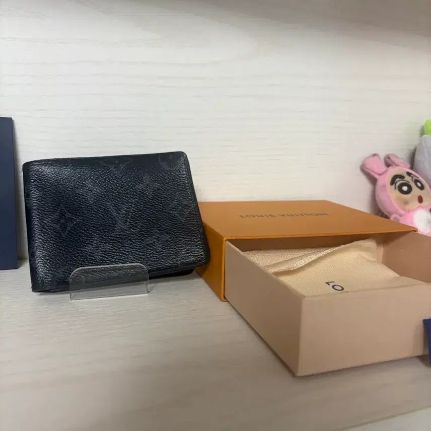 [BUNJANG] Louis Vuitton Eclipse Monogram Bifold Wallet / 루이비통 이클립스 모노그램 반지갑 정품