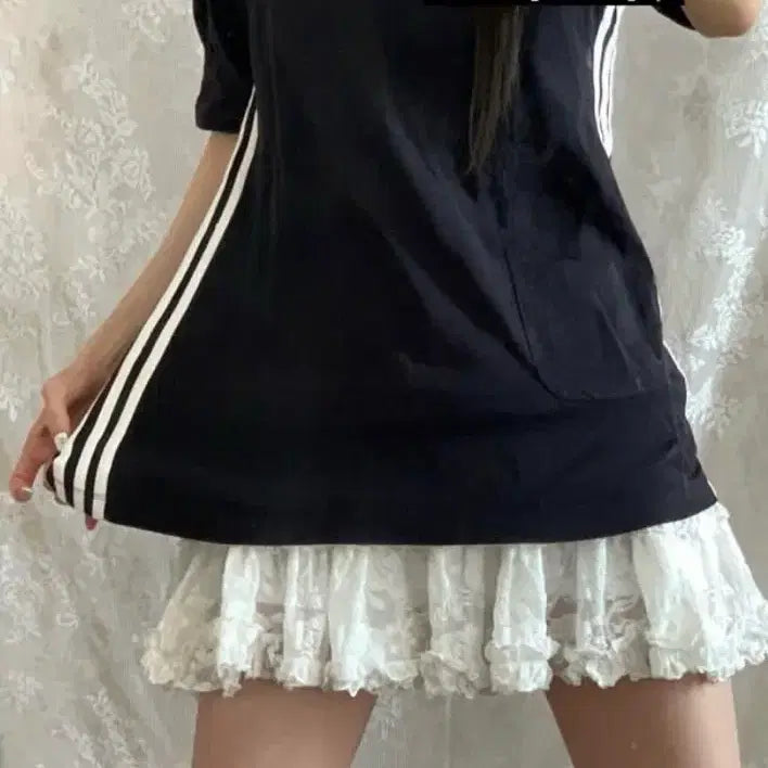 [BUNJANG] Adidas Puff Short Sleeve T-Shirt Black Butterfly Embroidery Vintage / 아디다스 퍼프 반팔 티 블랙 버터플라이빈티지