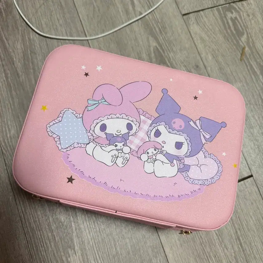 [BUNJANG] Sanrio Mini Carry Pouch / 산리오 미니 캐리어 파우치