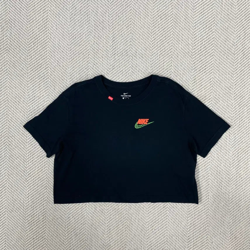 [BUNJANG] Nike Logo Cropped Short Sleeve T-Shirt / 나이키 로고 크롭 반팔 티셔츠