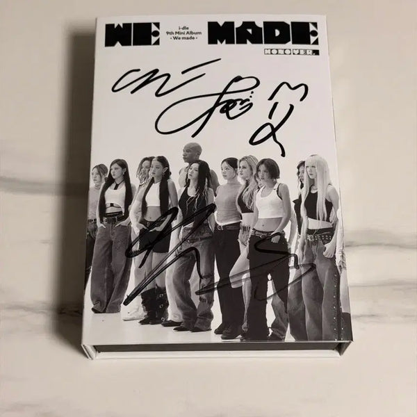 [BUNJANG] G)I-DLE WE MADE Album (Signed) / 아이들 위 매이드 앨범 판매