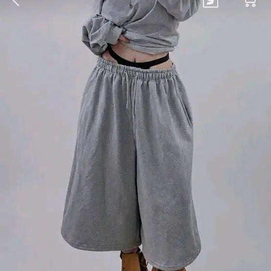 [BUNJANG] Charcoal Oversized Wide Bermuda Sweatpants / 차콜 오버핏 와이드 버뮤다 스웻팬츠