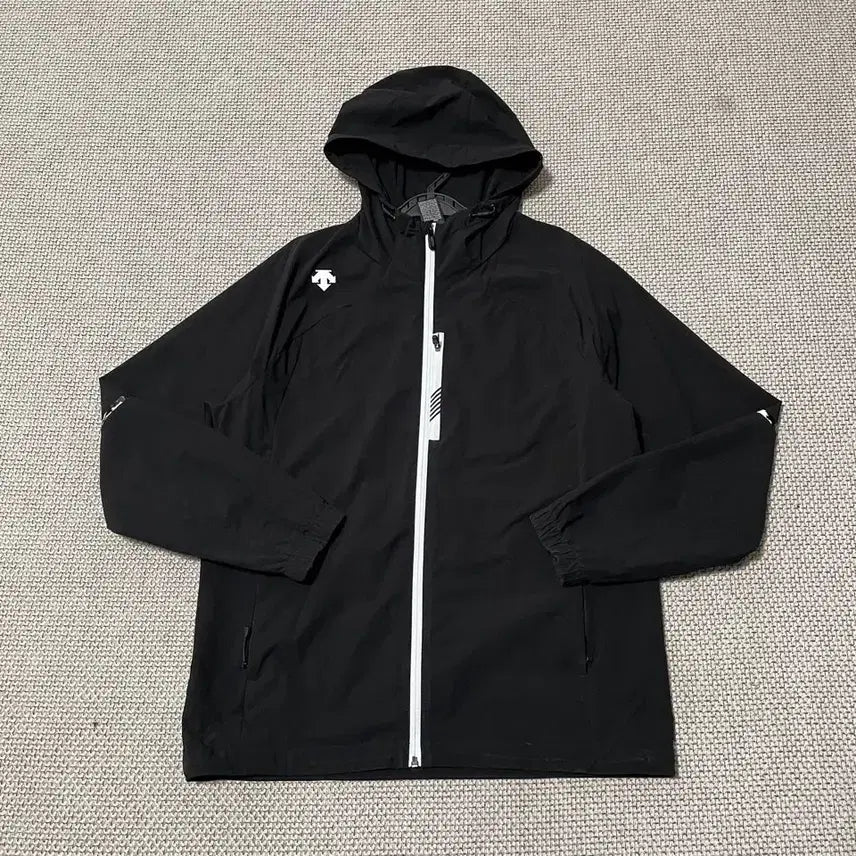[BUNJANG] Descente Windbreaker Jacket M / M 데상트 바람막이 자켓 B.7359