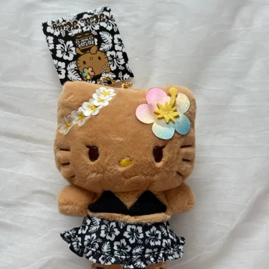 [BUNJANG] Sanrio Tokonatsu Vacation Tanning Kitty Mascot / 산리오 오리지널 토코나츠 베케이션 휴가 태닝키티 마스코트