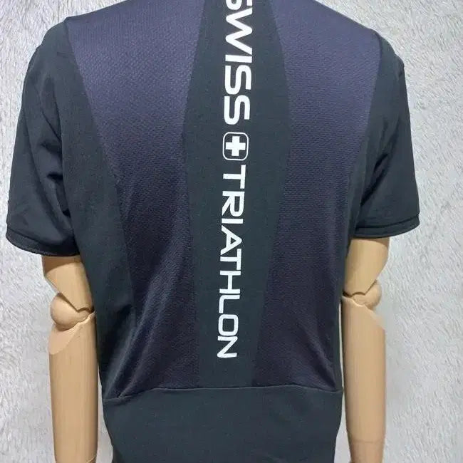 [BUNJANG] Descente Swiss Triathlon Men's Functional Short Sleeve Polo Shirt (Size 90) / 데상트 스위스 트라이애슬론 정품 남자남성 기능성 카라넥 반팔티셔츠90